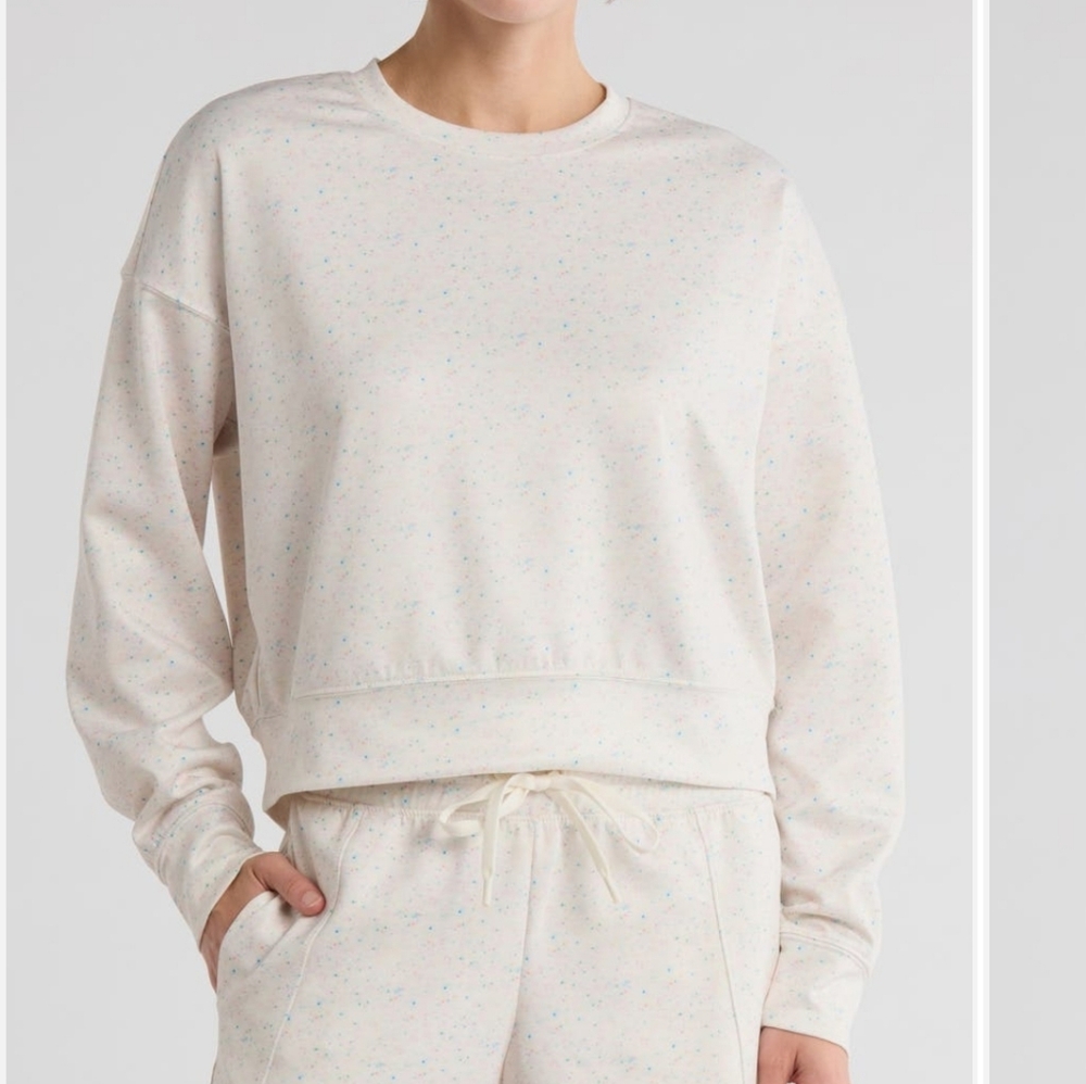 NWT Yogalicious Cream Speckled Women's Top